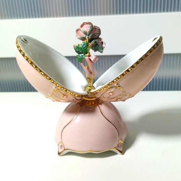 ARDLEIGH ELLIOTT Fabergé Egg MUSICAL BOX. MY DAUGHTER MY JOY - Picture 4 of 6